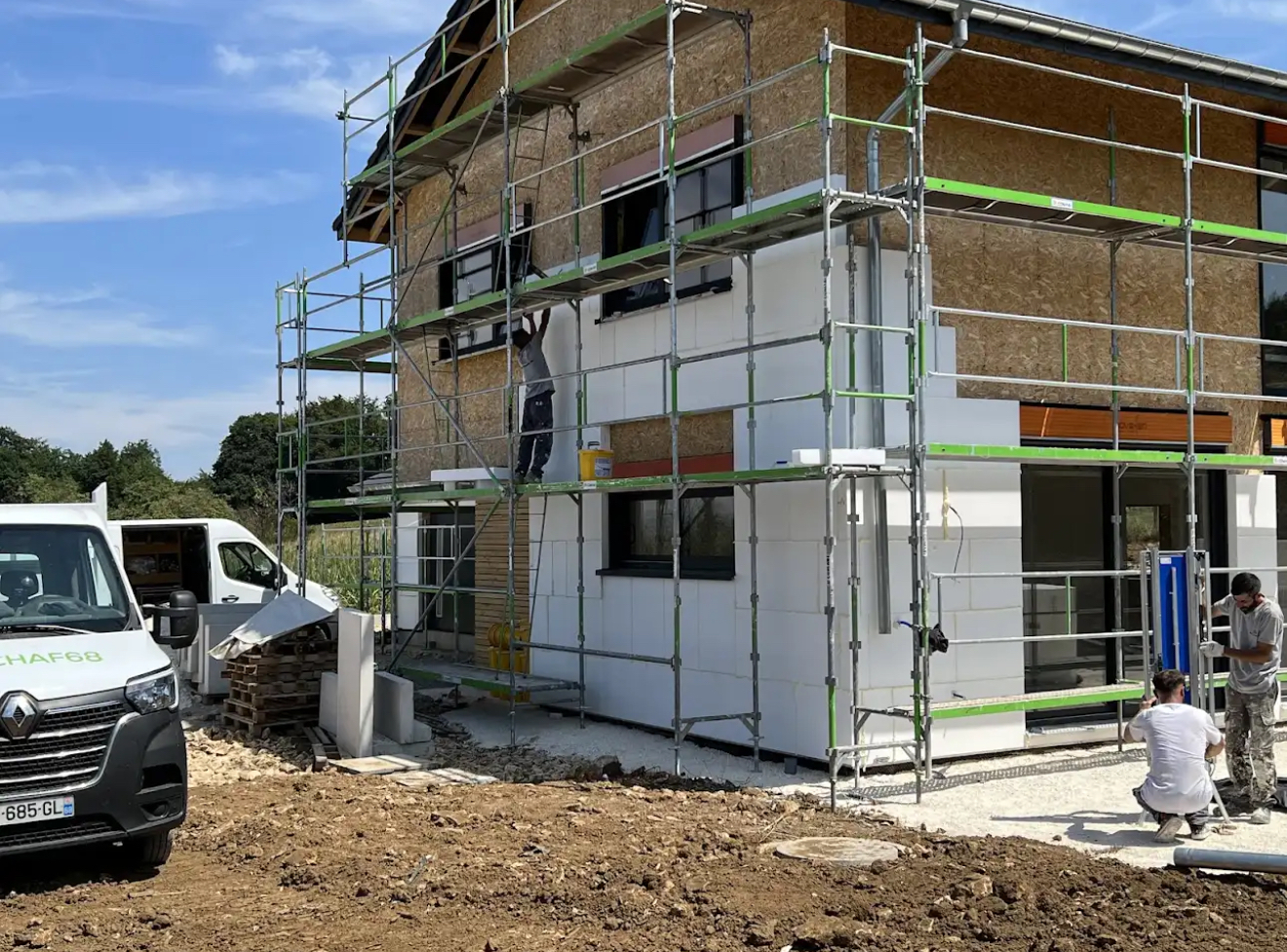 Comment choisir entre un échafaudage fixe ou mobile pour vos travaux de construction ? Illzach