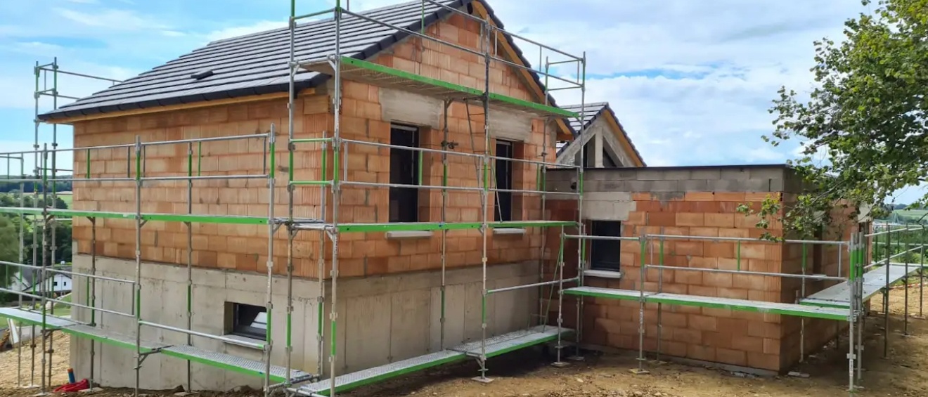 Location vs. achat d&#8217;un échafaudage : quel choix est le plus rentable pour vos travaux ? Guebwiller